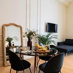 Amalfi Apartament Lyon